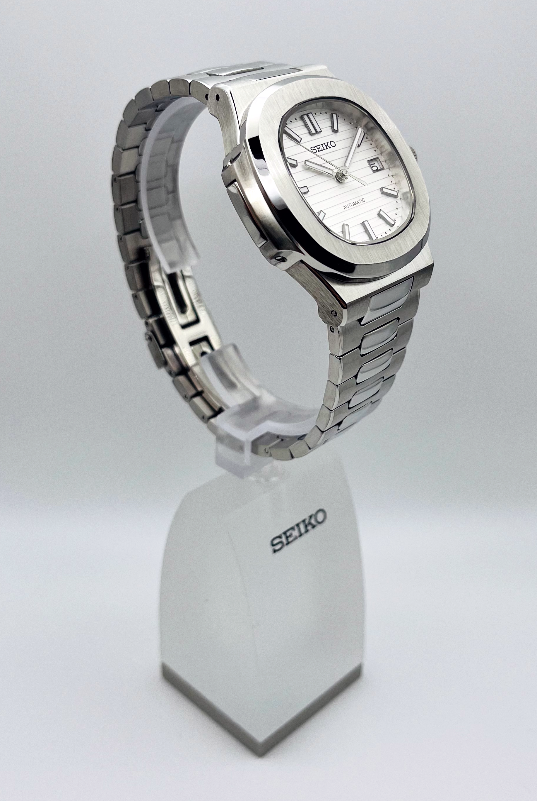 Seiko Nautilus Mod Stainless Steel | White Watches