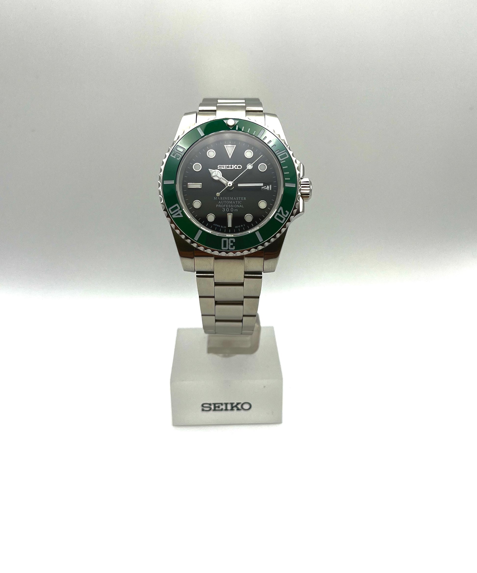 Seiko_Submariner_Mod_Best_Quality_904L_Ceramic_Starbucks_Alternative