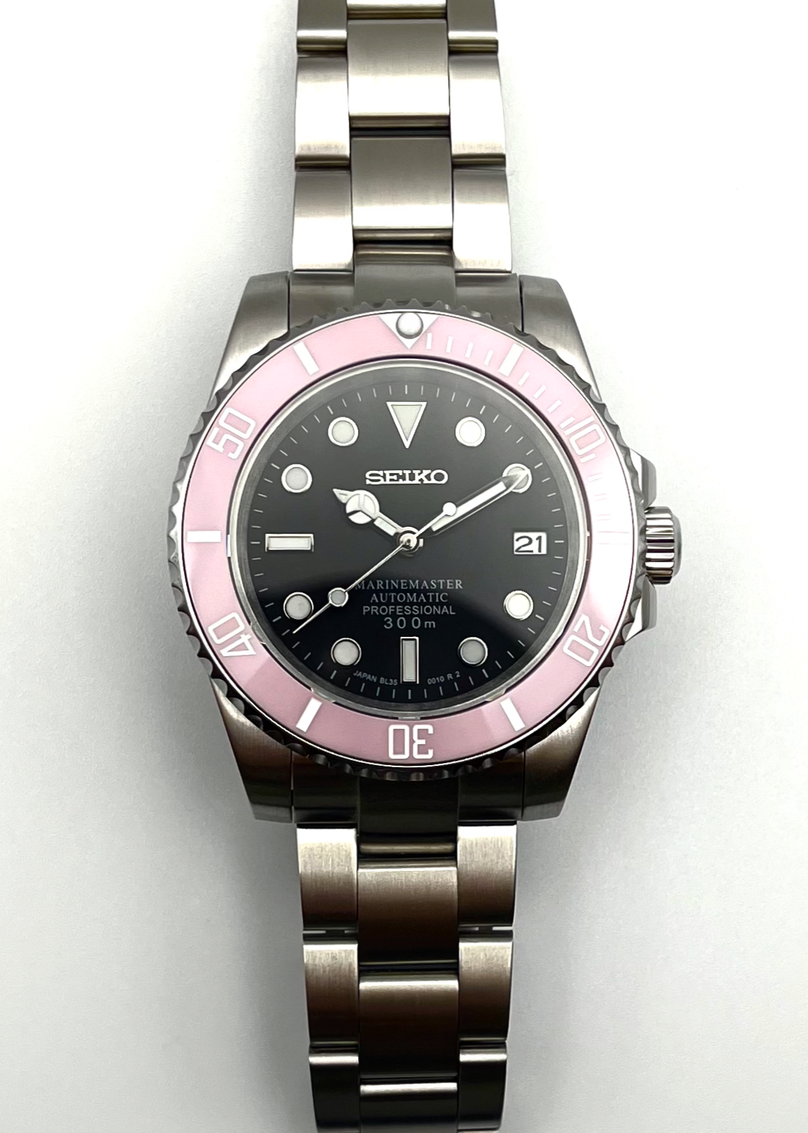 Seiko_Submariner_Mod_Best_Quality_904L_Ceramic_Starbucks_Alternative_Pink_Bezel